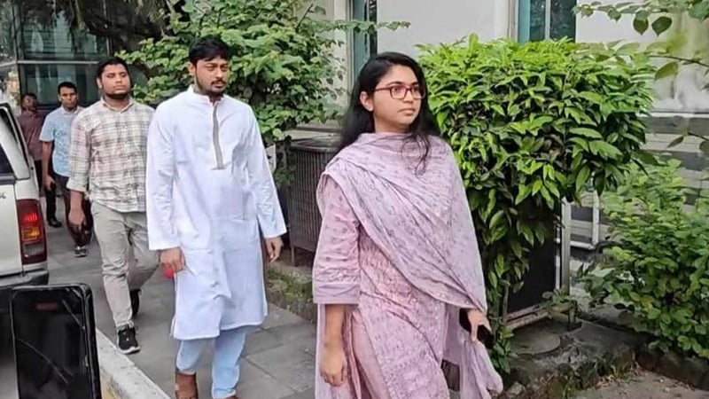 খালেদা জিয়াকে দেখতে এভারকেয়ার হাসপাতালে এনসিপির শীর্ষ নেতারা